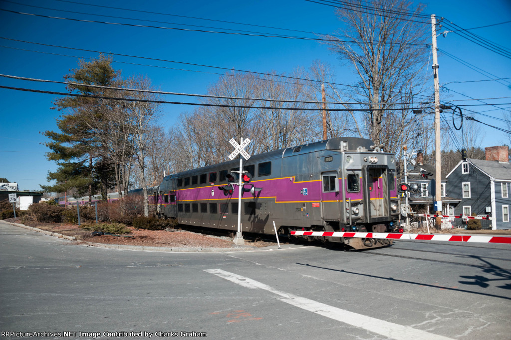 MBTA 1703 through the crossing